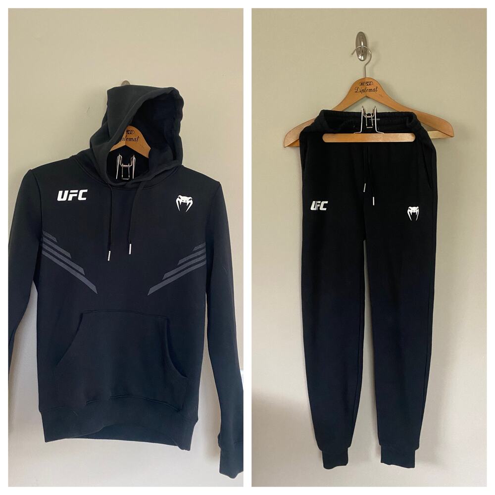 NWOT Venum UFC Sweatshirt Sweatpants Joggers Set Men’s XS Black Fight Night